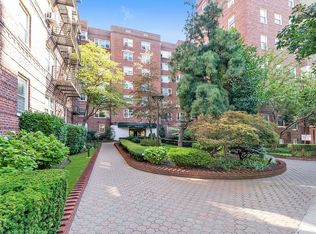 6861 Yellowstone Blvd APT 519, Flushing, NY 11375