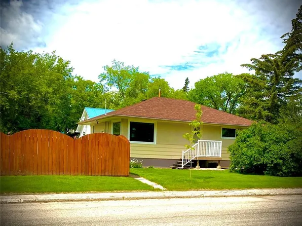 912 107th AVENUE, Tisdale, SK S0E 1T0