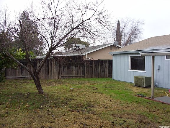 2nd image of 378 Delagua Way