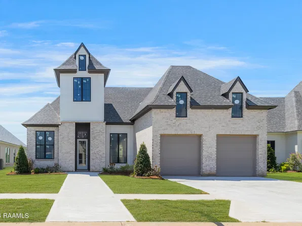 103 Lansing Ln, Youngsville, LA 70592