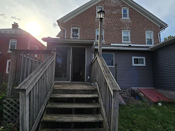 3rd image of 19 S 8th St
