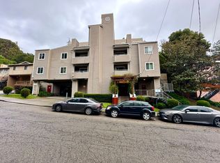 9700 Mountain Blvd APT 3, Oakland, CA