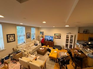 110-112 2nd St PENTHOUSE 12, Cambridge, MA 02141