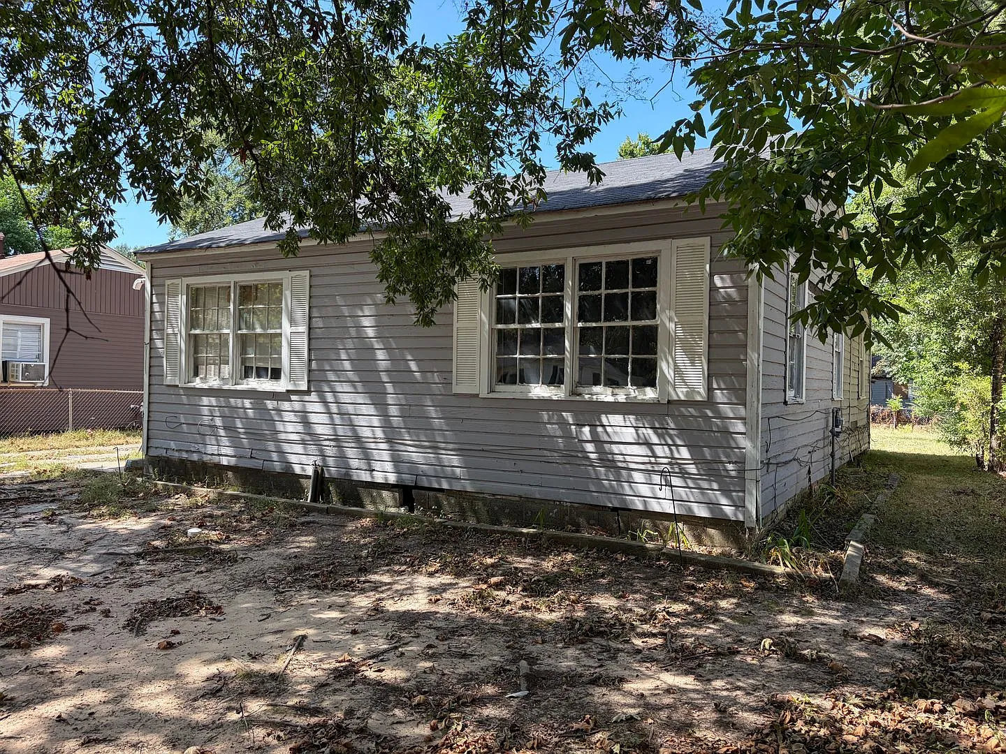 3 Bedroom Home in Sunset Acres — Photo 2