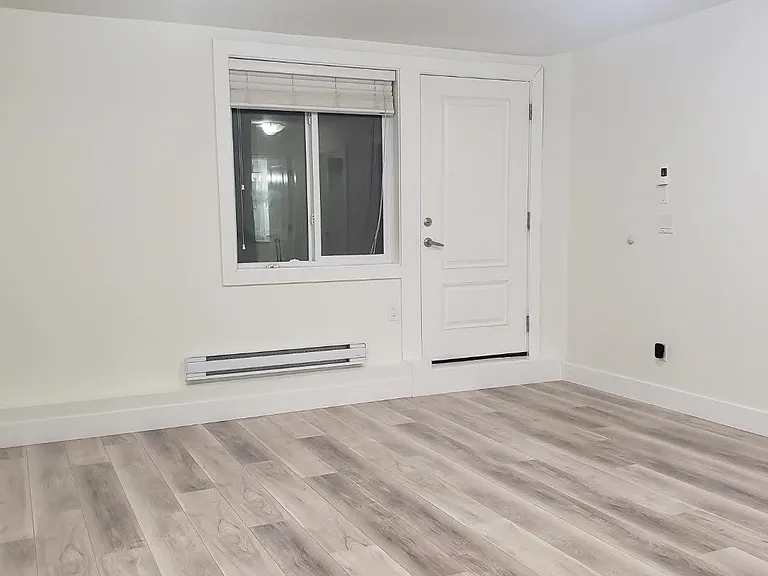 20954 80b Ave — Photo 6