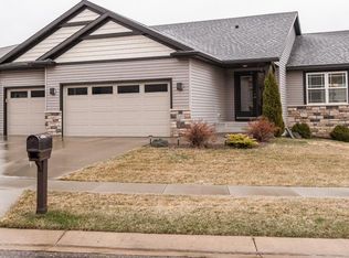 3307 Lakeridge Dr NW, Rochester, MN 55901