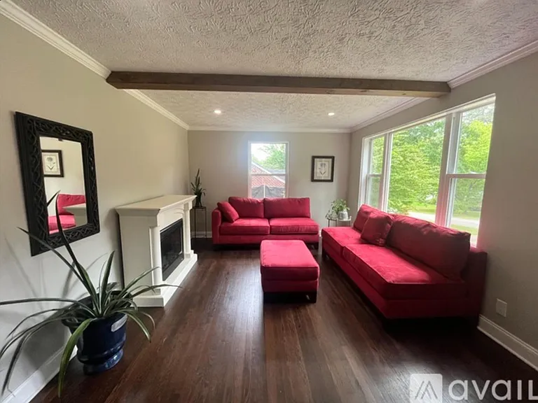 1518 Columbia Cir — Photo 3