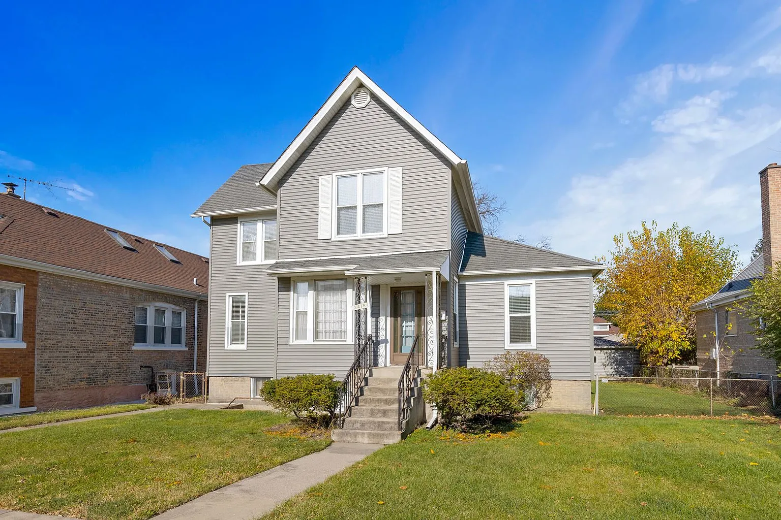 3418 W 61st Pl photo 1