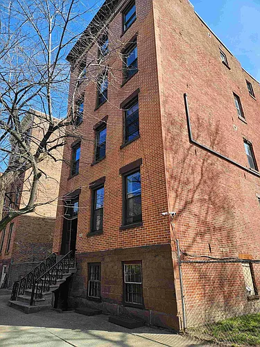 156 2nd St Photo 1