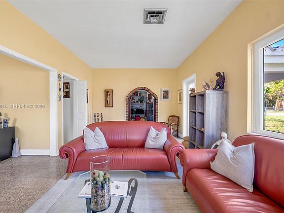 3rd image of 2048 NE 180th St