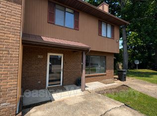 6355 Pine Dr, Huntington, WV 25705