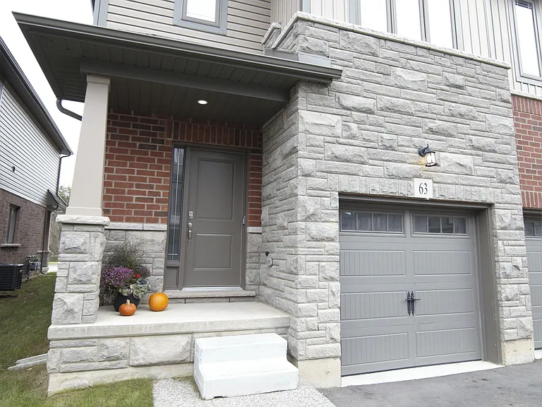 77 Diana Ave #63 — Photo 2