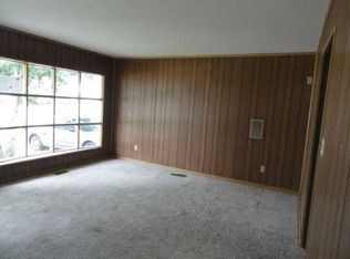 110 Lynnhaven Dr, Hampton, VA 23666