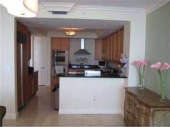 1st image of 3201 NE 183rd St APT 1905
