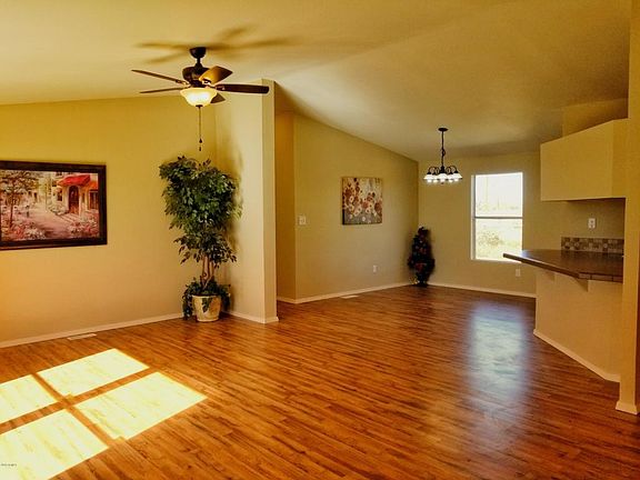 3rd image of 32150 N Partridge Ct