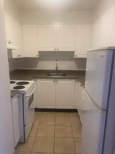 Studio, 1.0 bath, 480 sqft, $1,900 — Photo 3