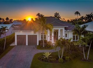 2150 Tarpon Rd, Naples, FL 34102