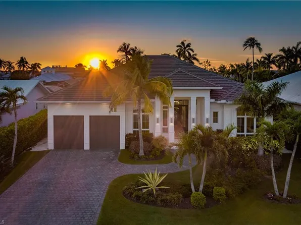 2150 Tarpon RD, NAPLES, FL 34102