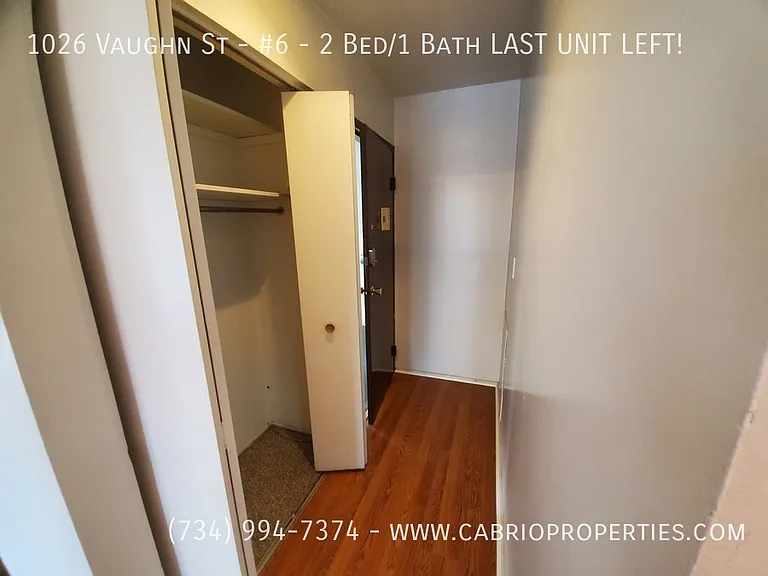 1026 Vaughn St — Photo 7