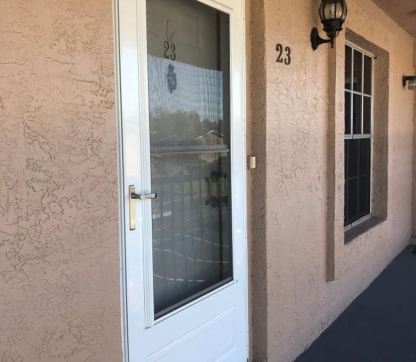 1st image of 4804 Sunnybrook Dr Unit 23