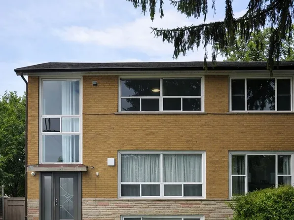 21 Garthdale Ct, Toronto, ON M3H 5P7