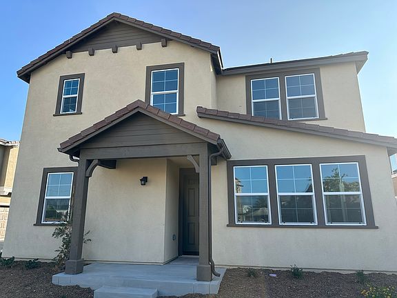 3rd image of 40271 Birchfield Dr