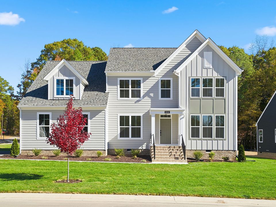 Parkview Modern Farmhouse B - Side Load Garage