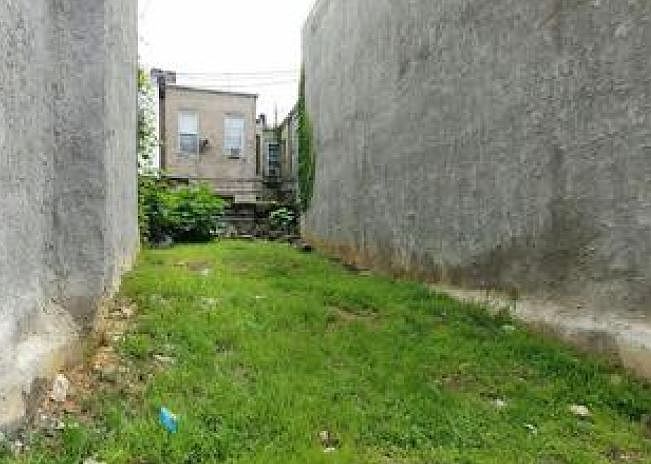 2nd image of 2729 N Sydenham St