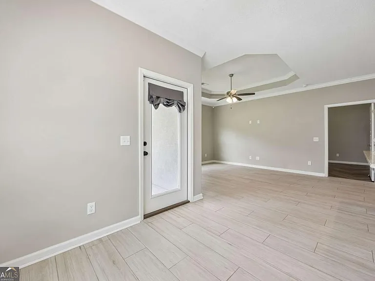 326 Gary Cir — Photo 17