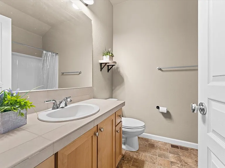 15525 SW Ivory St — Photo 24