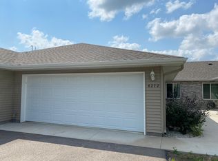 4272 Mallard Pl SE, Rochester, MN 55904
