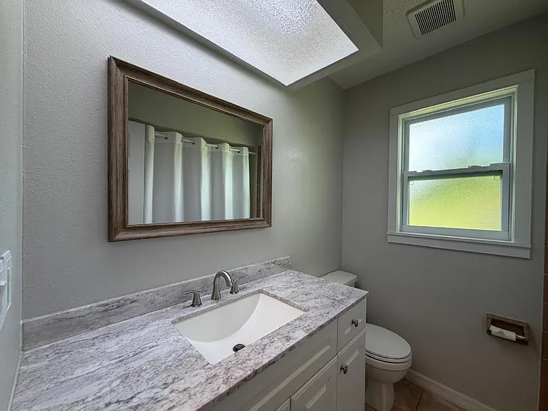 2334 Magdalina Dr #B — Photo 8