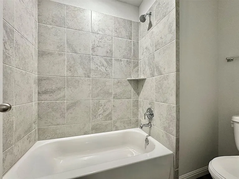 5701 Pleasanton Pkwy — Photo 37