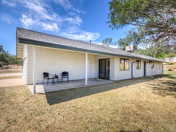 5th image of 42465 John Muir Dr