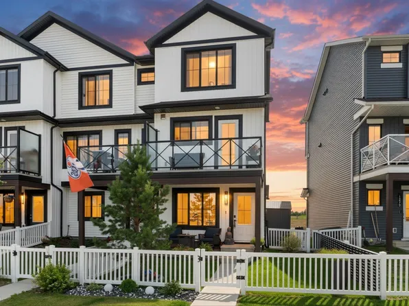 1275 McLeod Ave, Spruce Grove, AB T7X 2Y4