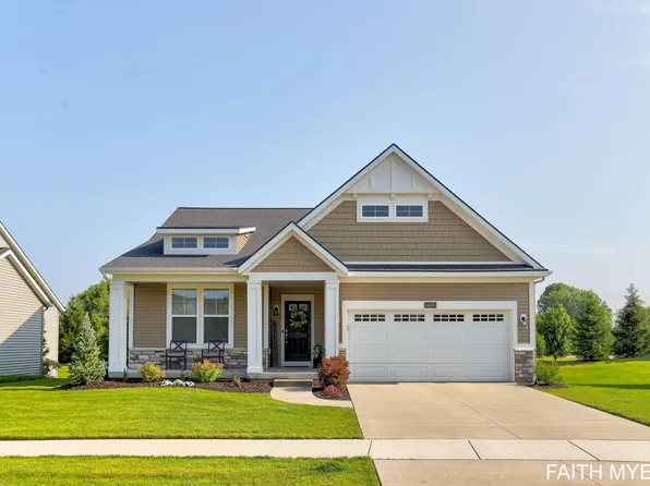 14005 Phoenix Pl, Holland, MI 49424