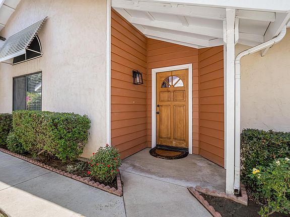 4th image of 1317 E Vassar Drive