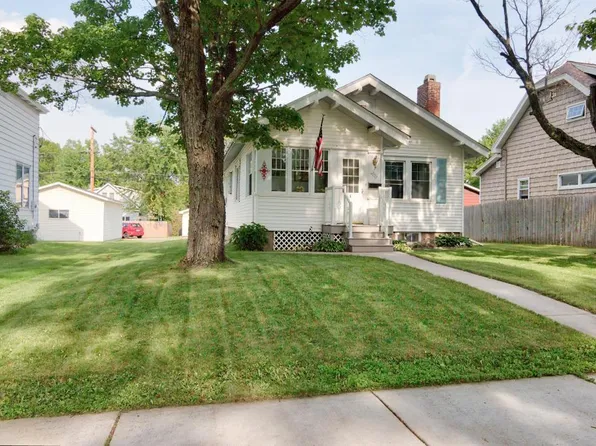 2118 5th Ave E, Hibbing, MN 55746