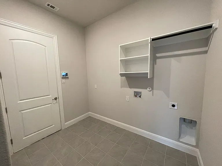513 Constitution Way — Photo 41