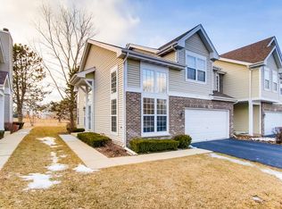 930 Willow St, Itasca, IL 60143