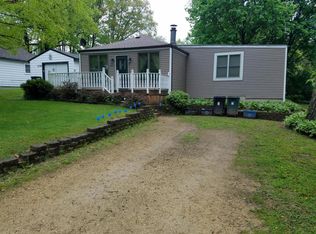 2712 Mason St, Delavan, WI 53115