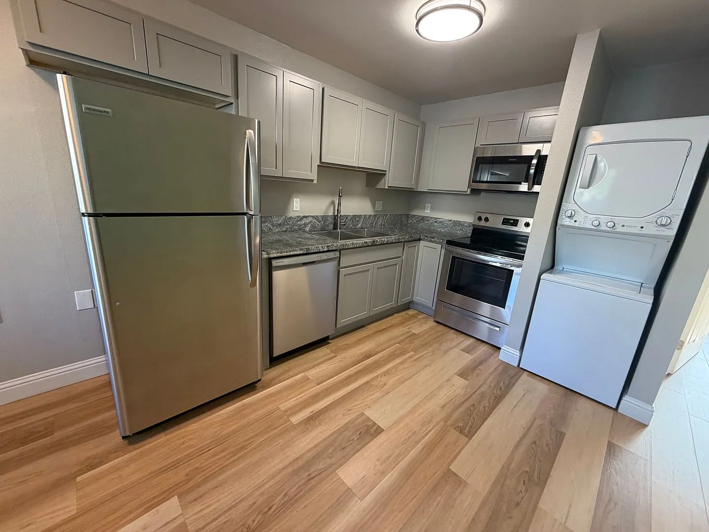 310P — Photo 2