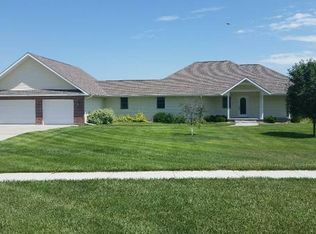 29418 160th St, Columbus, NE 68601