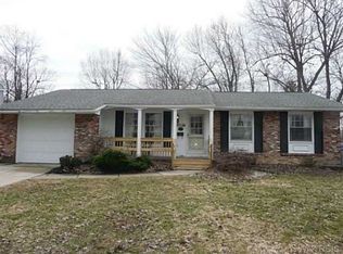 45 Treehaven Rd, West Seneca, NY 14224