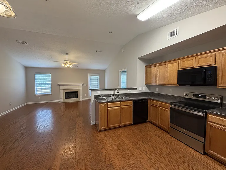 4003 Pennick Ct — Photo 9