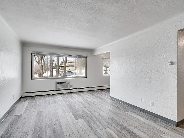 McCarron's View Apartments — Photo 44