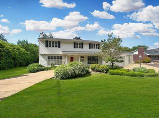 1724 W Stephenson, Freeport, IL 61032