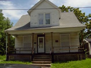 355 W Leafland Ave, Decatur, IL 62522