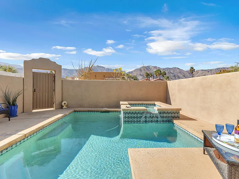 54052 Avenida Martinez — Photo 8