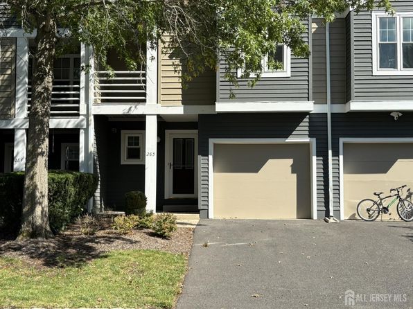 285 Greenfield Rd